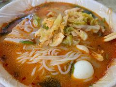 -二钢串叔麻辣烫(华龙大厦店)