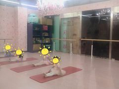 -Isee灰姑娘国际儿童艺术中心(证大·大拇指广场店)