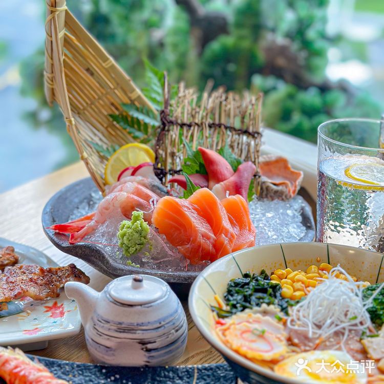 在武汉！你在吃一种很新的鳗鱼！