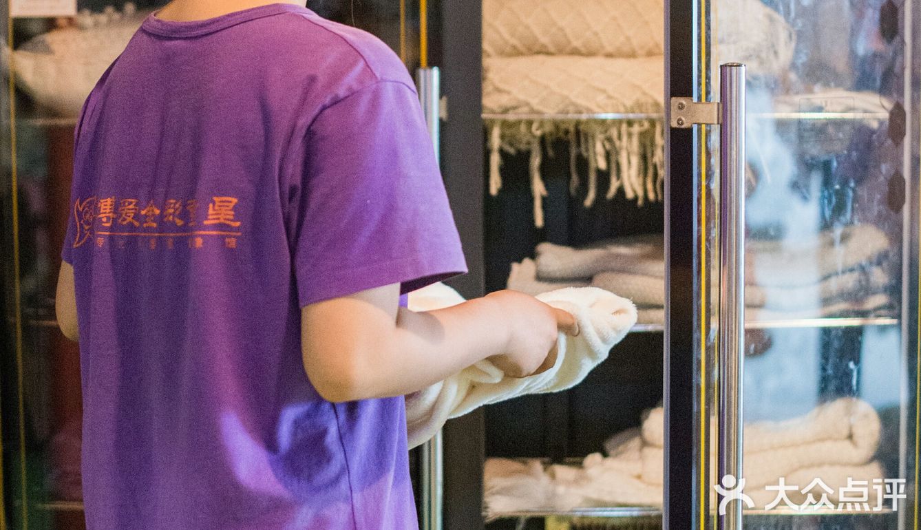 给孩子拍照片，下次我还要去他家！~