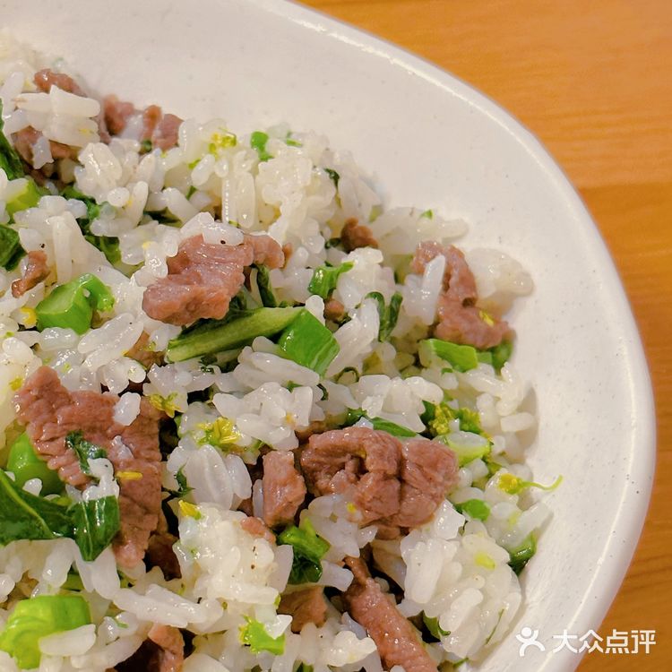 🥳超适合小朋友吃的少调料版牛肉菜心炒饭❗️