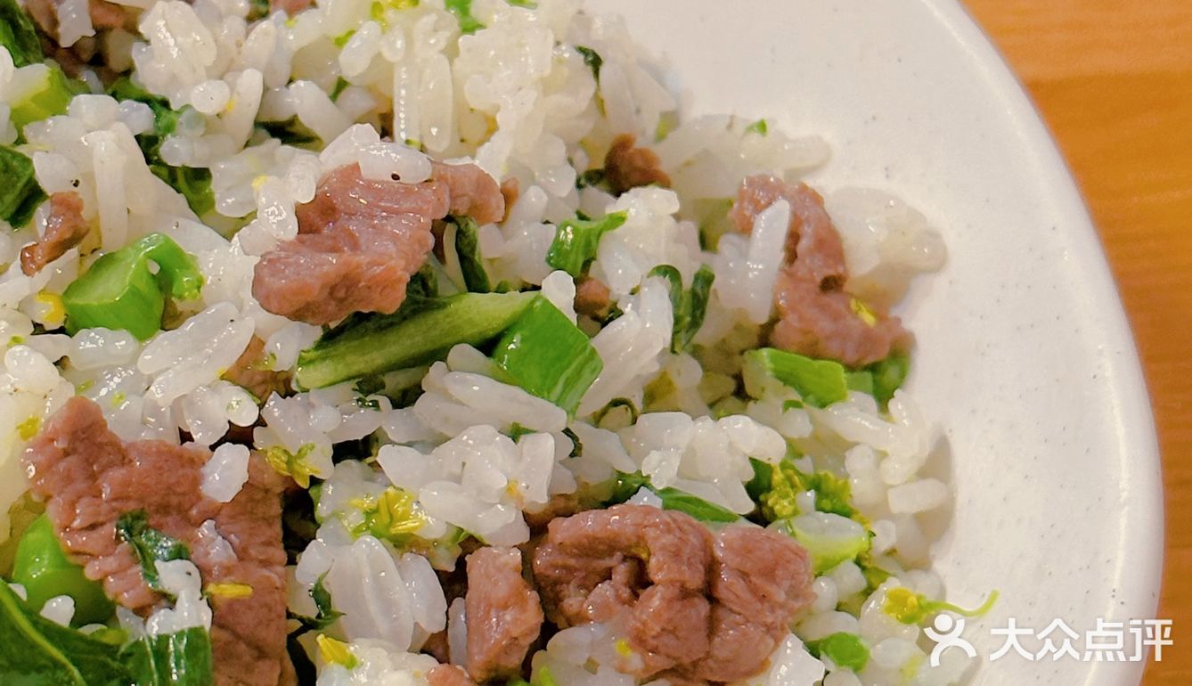 🥳超适合小朋友吃的少调料版牛肉菜心炒饭❗️