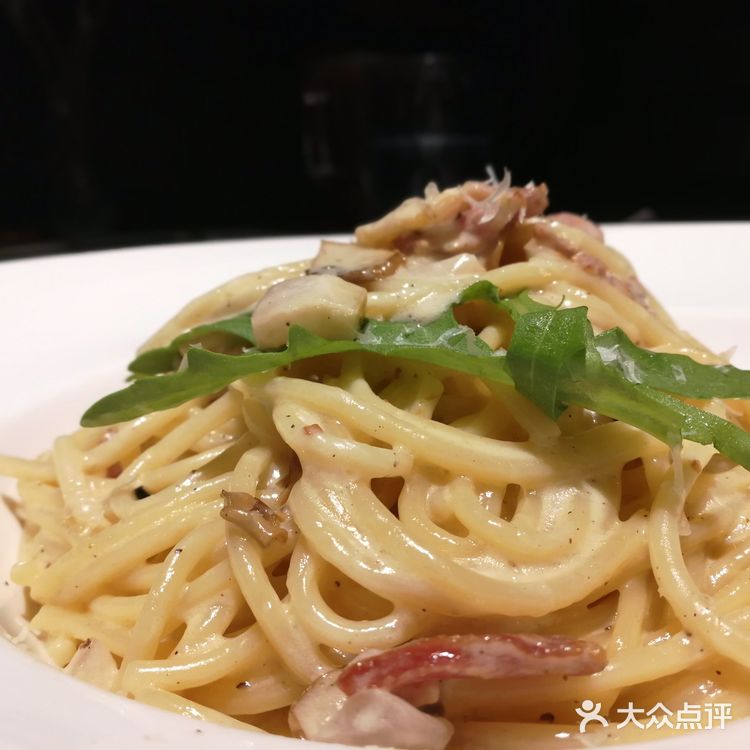 约会的好地方，有情调又有level。