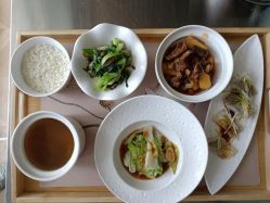 -瑞婴丽月子中心(虹桥店)