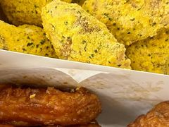 -BHC炸鸡(明洞总店)