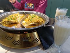-阿瓦山寨·湘菜现炒·剁椒鱼头王(咸阳总店)