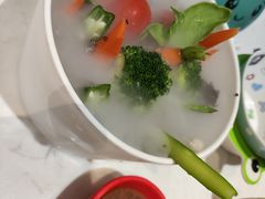 -水桶王国主题餐厅·聚会·生日派对·亲子活动·家庭套餐(亚龙湾希尔顿店)