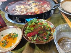 -黄潇洒老火锅(九眼桥宏济巷店)
