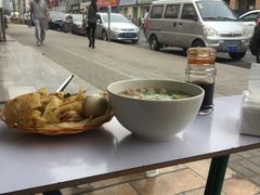 -何胖子丸子汤(南海街店)