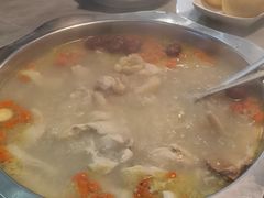 -光头药膳鸡(莱茵小镇店)