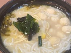 -灵芝妹子海鲜米线(瓦房店新玛特店)