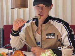 -阿妮叶李(光谷世界城店)