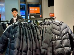 -百年港湾奥特莱斯(香炉礁店)