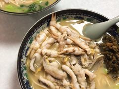 -明呈黄鱼面馆(斜土路店)