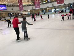 -冰纷万象滑冰场(沈阳万象城店)