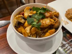 -Thai Pothong Restaurant