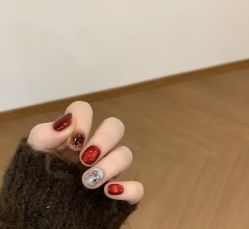 -桃色美甲沙龙