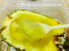 -志龙皇冠吃货椰子铺