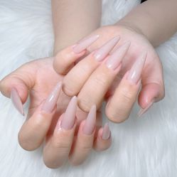 -七彩虹美甲美睫 半永久