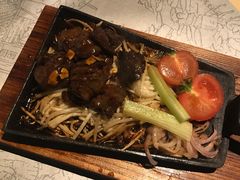 -穹六人间 people 6(岳阳路店)