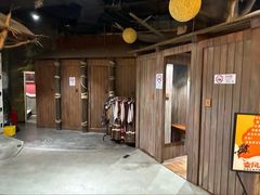 -暴风岛沉浸式体验馆(百联世纪店)