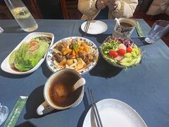 -伊带伊路新疆美食府(呼家楼店)