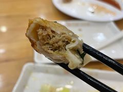 牛肉鍋貼-小姜锅贴(凤凰街店)