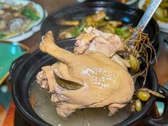 -荣基四海一家·家常菜·海鲜大排档(新安店)
