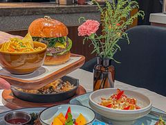 -阿妮叶李(光谷世界城店)