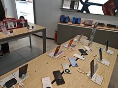 -荣耀授权专卖店(黄浦浙江中路店)