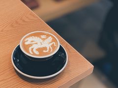 热拿铁-大酉·M Coffee(北京美术馆店)