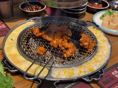 -青瓦炭韩潮烤肉(花园道店)