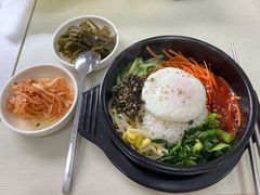 -拌来拌去石鍋拌飯(文鼎店)