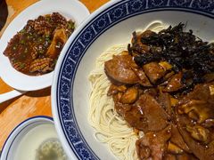 -沪西老弄堂面馆(定西路店)