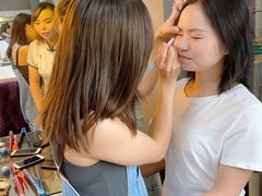 -群丽化妆摄影美甲纹绣培训学校