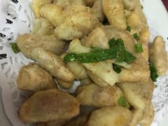 椒鹽菱角-百年银屏蚝烙·潮汕菜·非遗(乐山店)