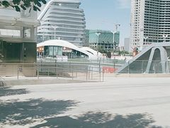 -乌鲁木齐火车站高铁站北广场-地下停车场