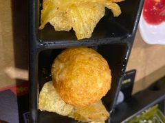 -何师烧烤·香辣蟹·川菜·30年老品牌(太古里旗舰店)