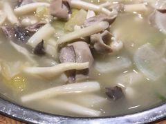 -亚哈饭店(梅园新村小区店)