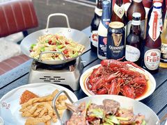 -霸气大叔干锅鸭头·龙虾烧烤·川菜·赛事直播(三里屯店)