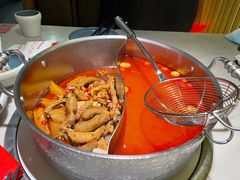 -左庭右院鲜牛肉火锅(浦江欢乐颂店)