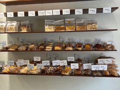 -雀食面包店(钟楼店)