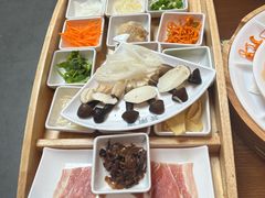 -芸南道·过桥米线(昆明老街旗舰店)