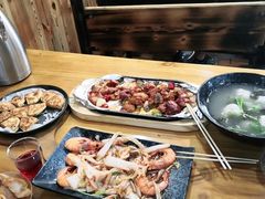 -老东镇啤酒屋海鲜加工·蒸汽海鲜·海鲜烧烤(台东店)