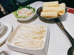-德林酸菜鱼火锅(南丹店)