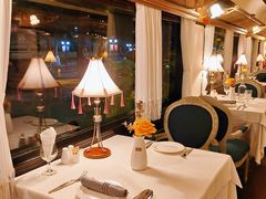 -火车头法国西餐厅