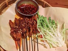 -拾光与烟火丨炭火串烧·自贡小活鲜(西村大院店)
