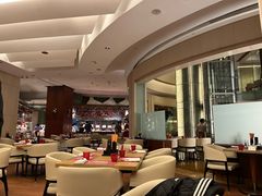 -怡咖啡海鲜自助餐厅(浦东香格里拉店)