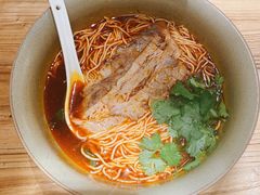 酸辣汤安格斯肥牛面-和府捞面(北美新天地店)