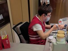 -海底捞火锅(凯德广场店)